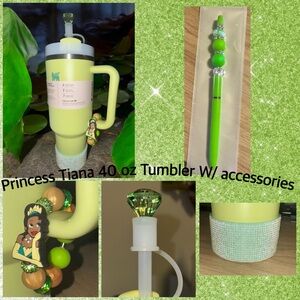 40 oz The Quencher H2.0 Flowstate Tumbler W/ Princess Tiana Accessories